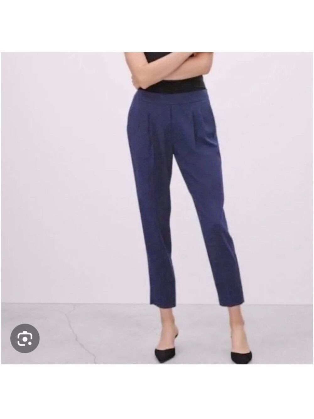 Aritzia Babaton Cohen Pleated Pants High Rise Pull On Navy Blue Trousers Size 6